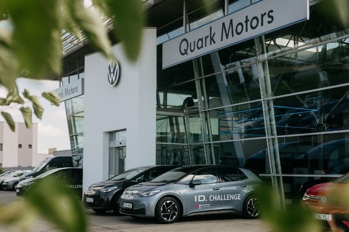 Program sarbatori 2025-2026